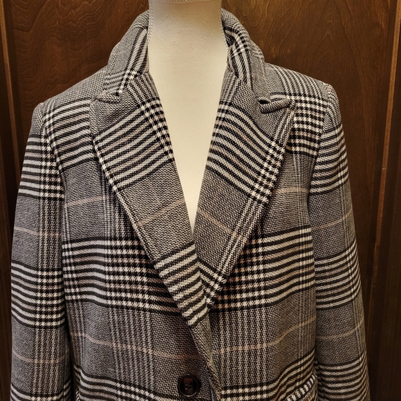 Joe Fresh Jackets & Blazers - Joe Fresh Gray & Black Plaid Coat